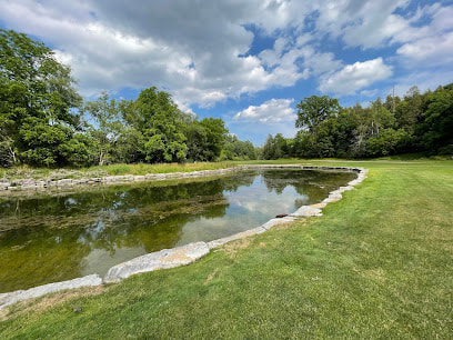 Golf green with a large pond in Richvale, Richmond Hill, Ontario